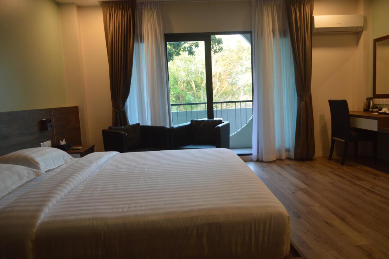 Airport Avenue Hotel Gyogon Extérieur photo